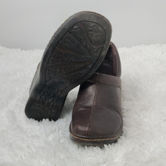 B.o.c brown clogs sz 7 - Picture 5 of 9